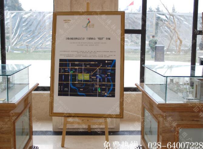 楼盘销售中心挂画架广告制作